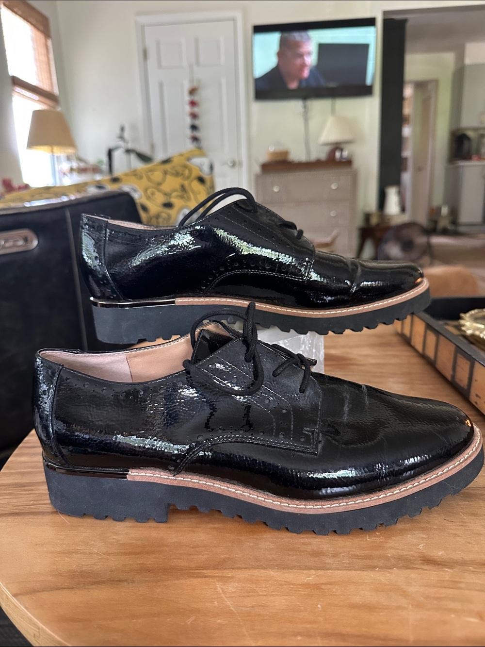 Franco Sarto Black Patent Lace-Up Derby Shoes